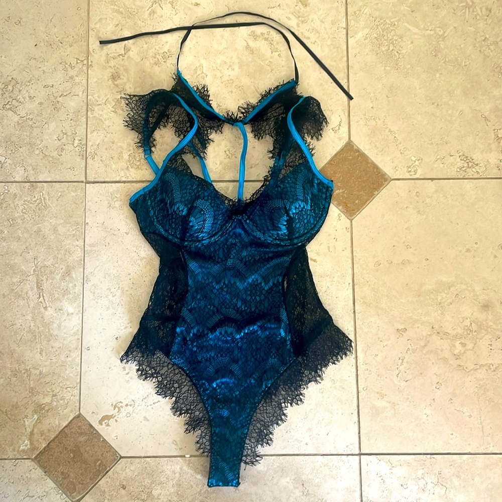 NWOT Yandy 10537Y Black Lace Turquoise One Piece Snap Crotch Teddy Size Large L